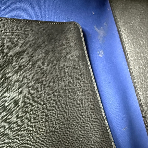 MK Tote - Picture 4 of 5